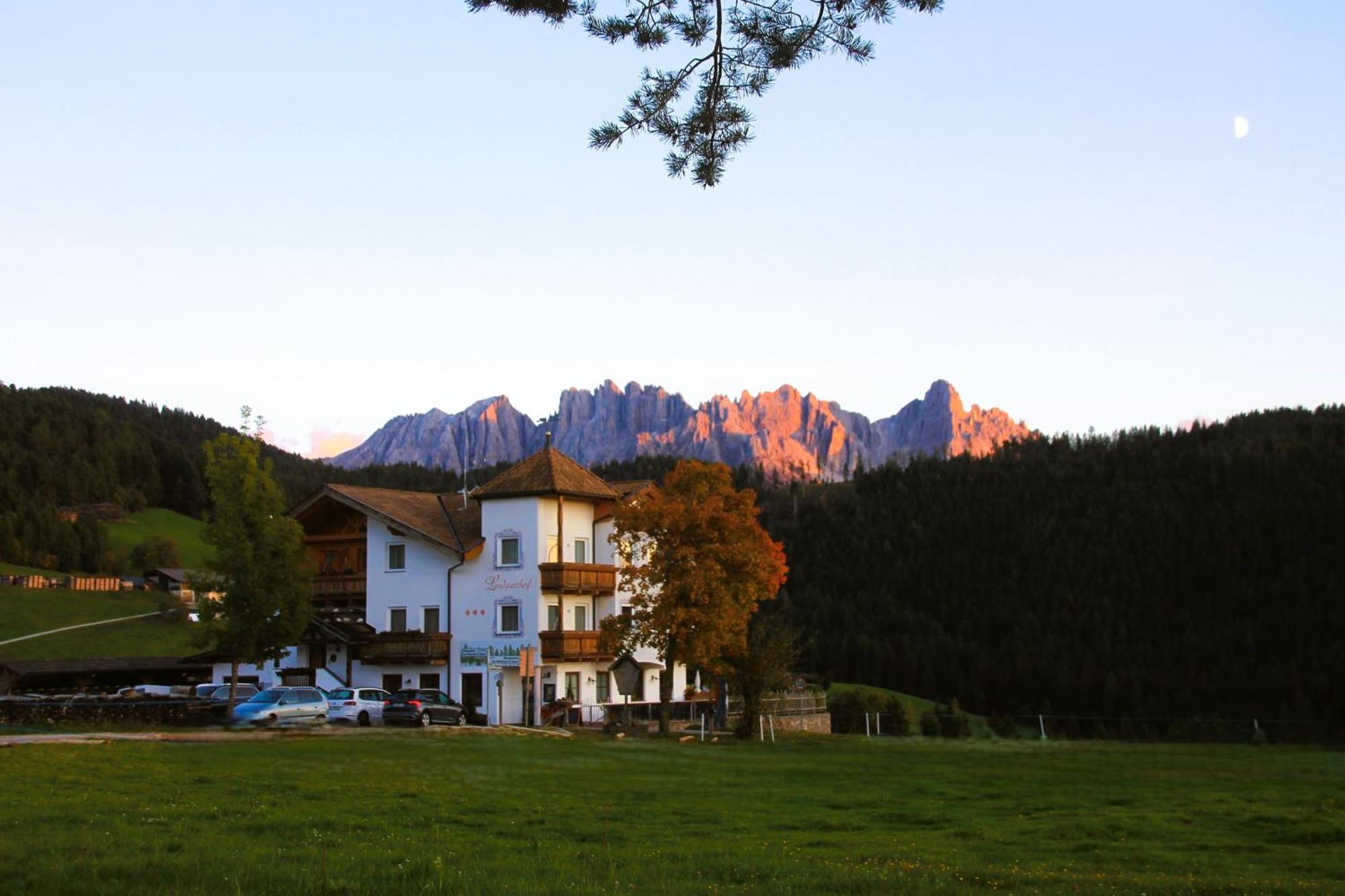 Hotel Landgasthof Laerchenwald Collepietra  Eksteriør billede