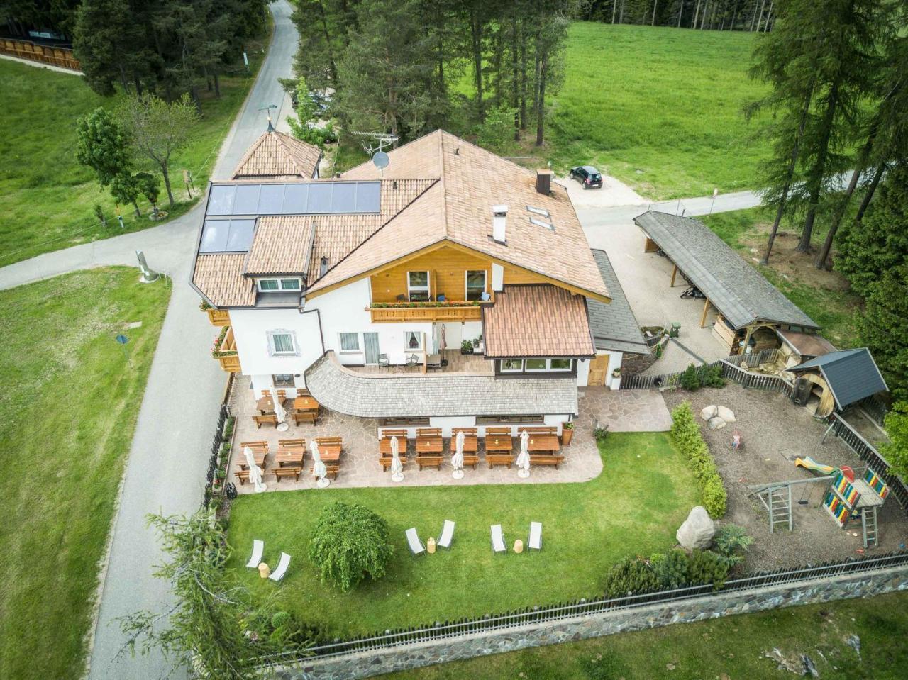Hotel Landgasthof Laerchenwald Collepietra  Eksteriør billede