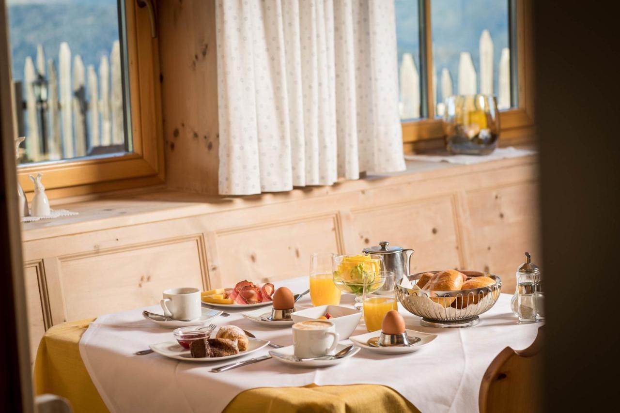 Hotel Landgasthof Laerchenwald Collepietra  Eksteriør billede