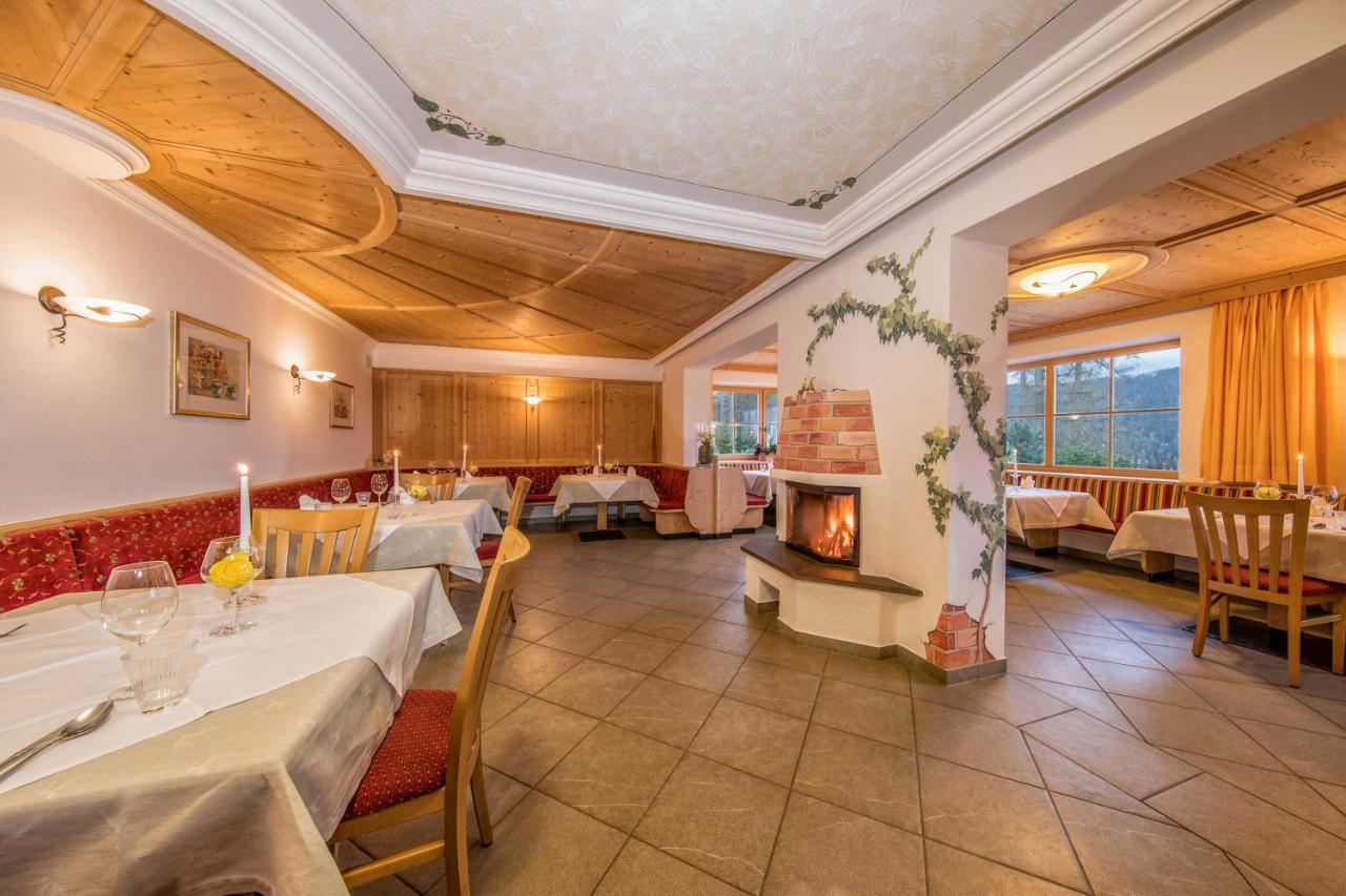 Hotel Landgasthof Laerchenwald Collepietra  Eksteriør billede
