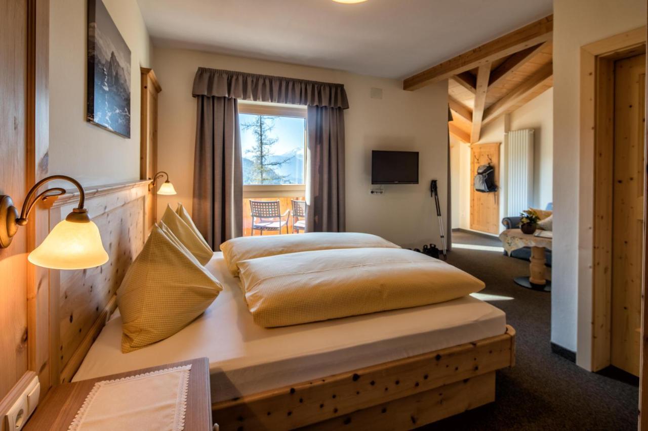 Hotel Landgasthof Laerchenwald Collepietra  Eksteriør billede