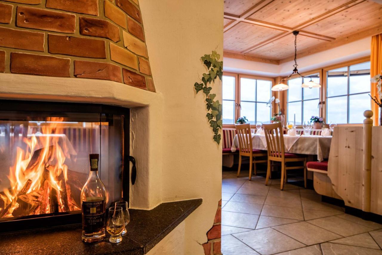 Hotel Landgasthof Laerchenwald Collepietra  Eksteriør billede